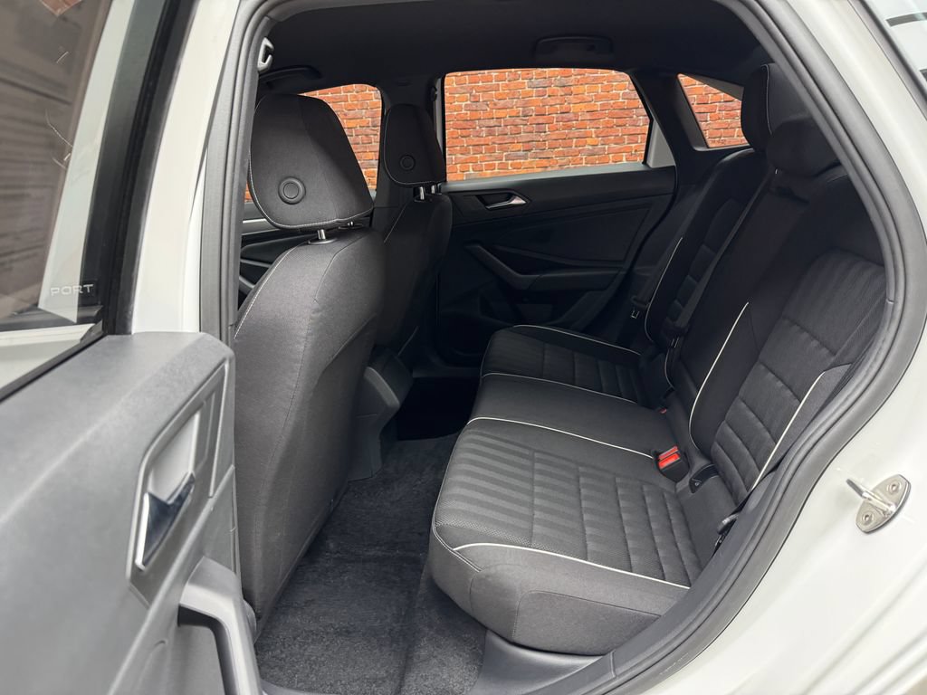 Used 2024 Volkswagen Jetta Sport FWD image 22
