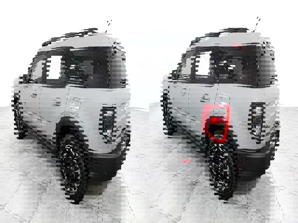 Certified 2023 Ford Bronco Sport Outer Banks w/ Tech Package AWD/4WD image 3