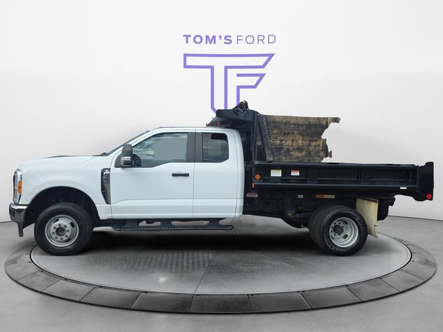 Certified 2023 Ford F350 XL w/ Snow Plow Prep Package AWD/4WD image 2