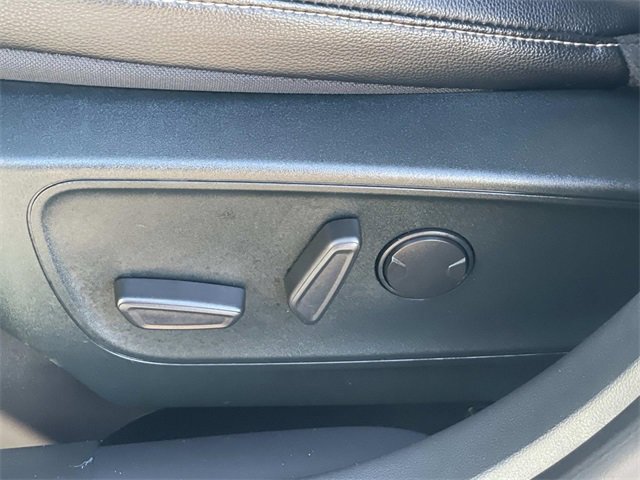 Certified 2022 Ford Escape Titanium w/ Titanium Elite Package image 22