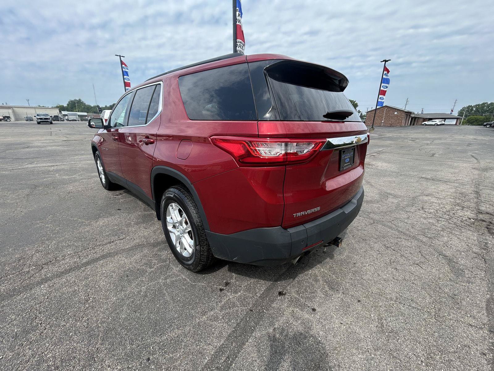 Used 2019 Chevrolet Traverse LT FWD image 21