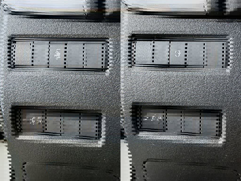 Used 2022 Nissan Rogue SV image 27