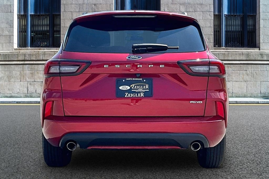 Certified 2024 Ford Escape ST-Line AWD/4WD image 4
