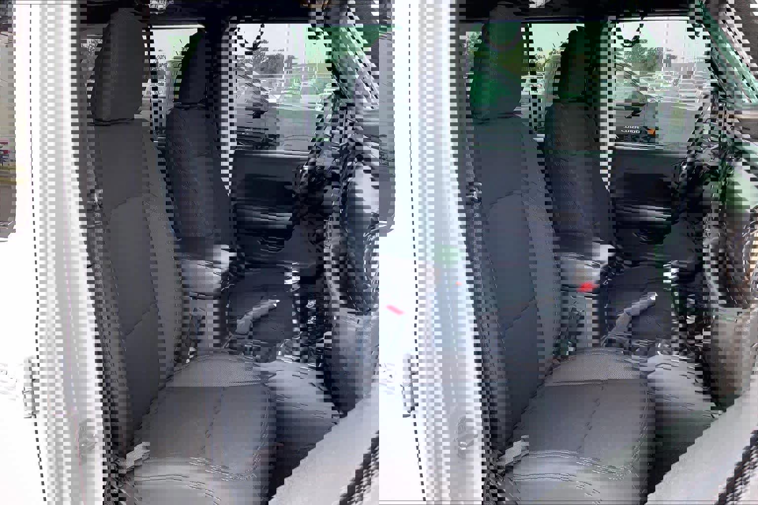 Used 2020 Jeep Wrangler Unlimited Sport image 11