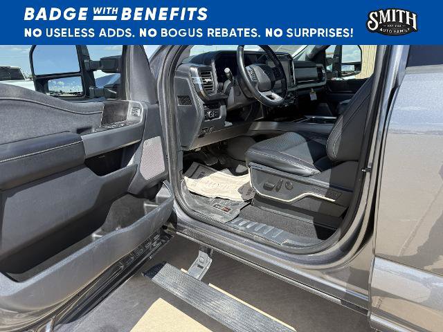 Certified 2023 Ford F250 Lariat w/ Lariat Ultimate Package AWD/4WD image 11