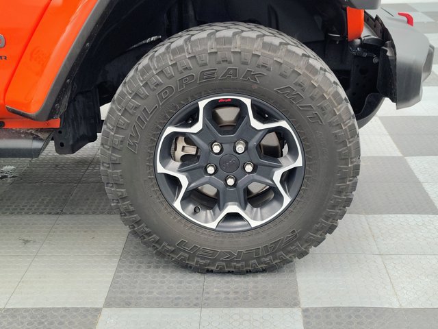 Used 2023 Jeep Wrangler Unlimited Rubicon w/ Dual Top Group AWD/4WD image 15