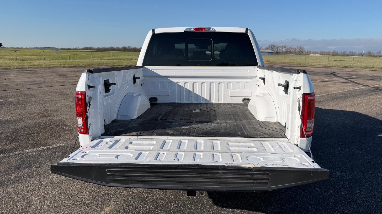 Certified 2017 Ford F150 XLT w/ Equipment Group 302A Luxury image 9