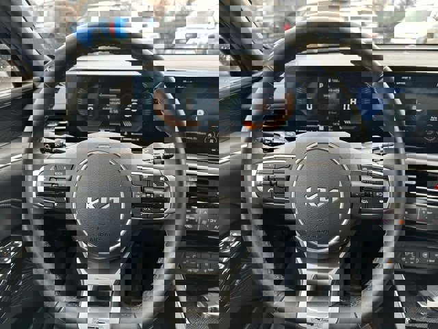 Used 2025 Kia K5 GT-Line w/ GT-Line Premium Package image 22