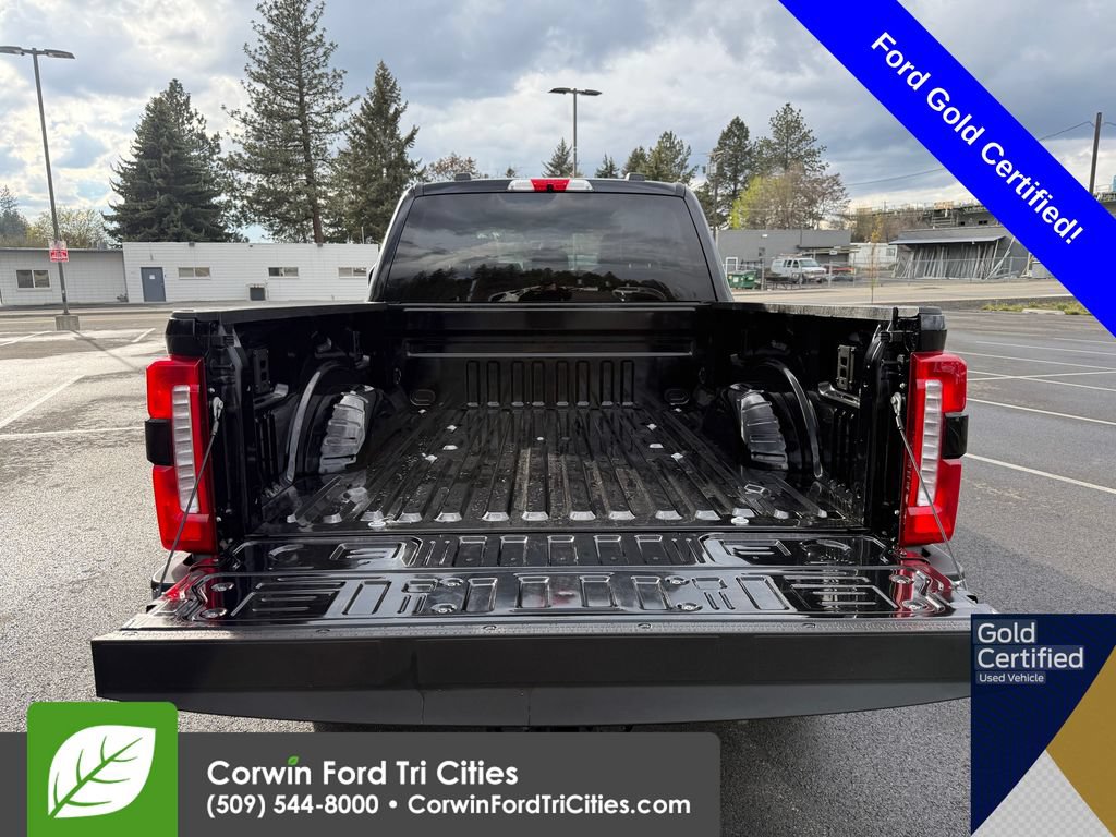 Certified 2025 Ford F350 Lariat w/ Camper Package AWD/4WD image 17