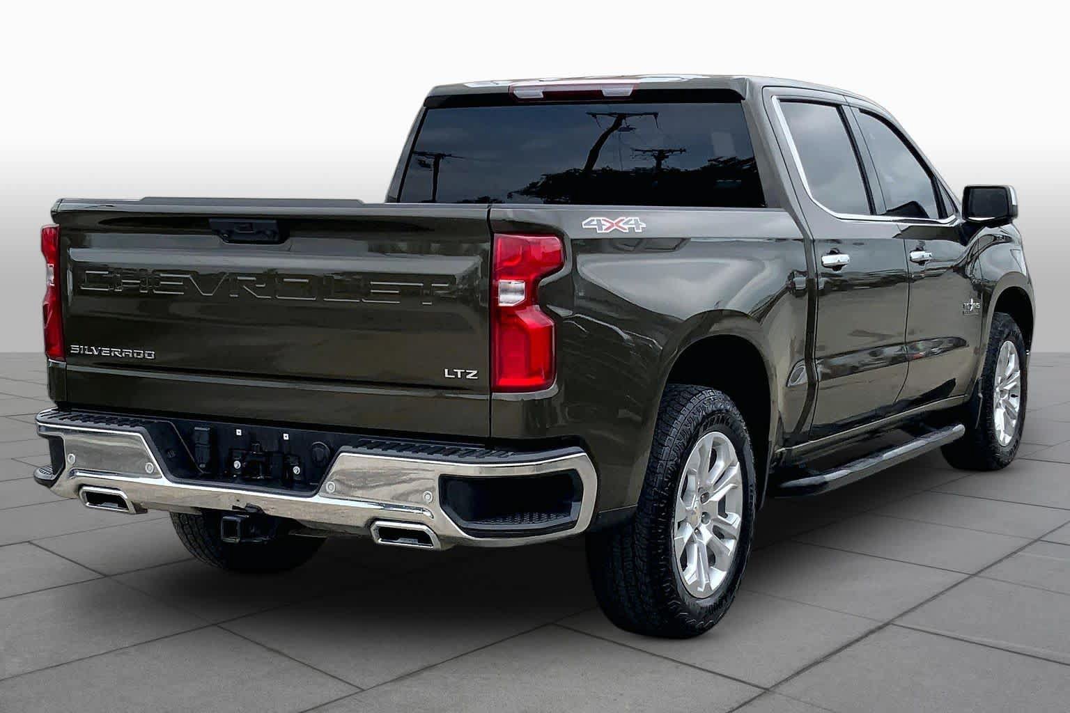 Used 2023 Chevrolet Silverado 1500 LTZ AWD/4WD image 13