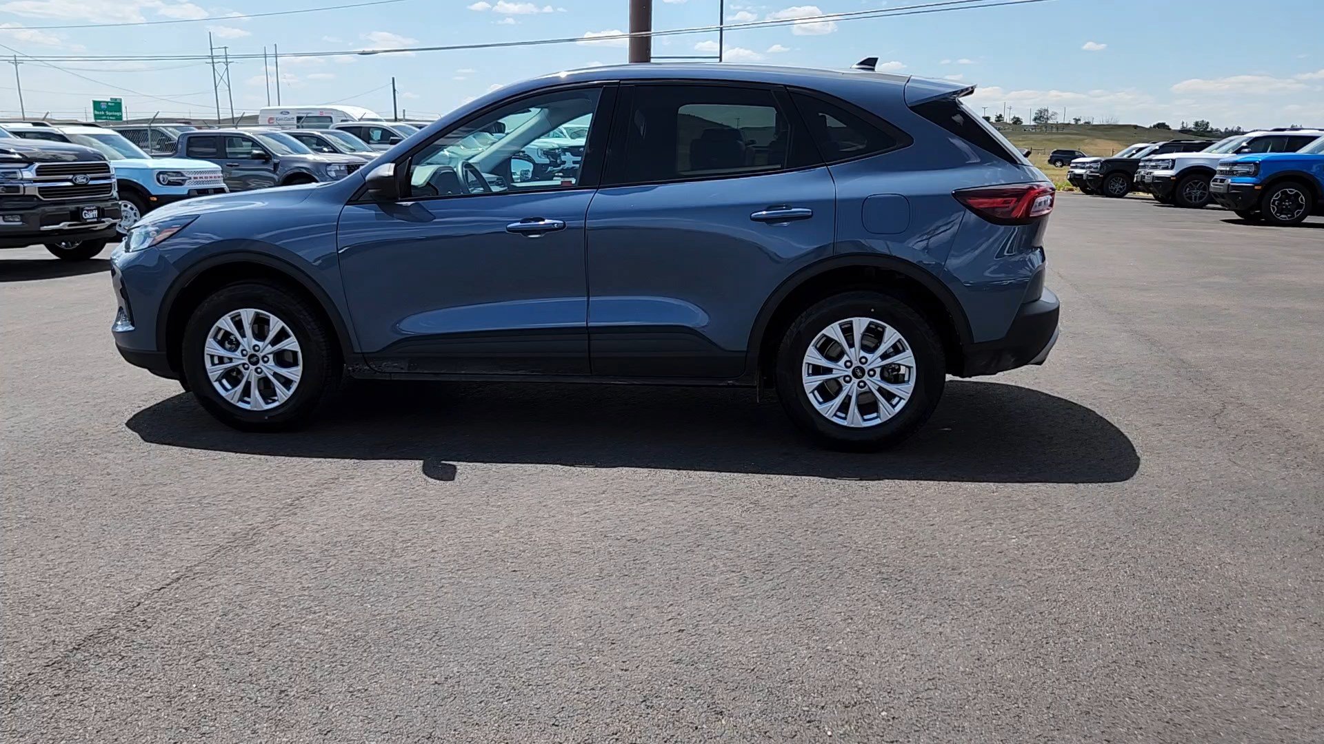 Certified 2025 Ford Escape Active AWD/4WD image 3