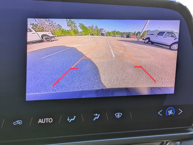 Used 2025 Chevrolet Equinox EV LT image 20