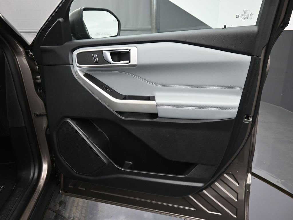 Certified 2021 Ford Explorer XLT w/ Equipment Group 202A video 2