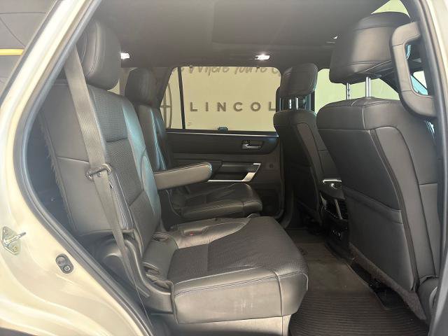 Used 2024 Toyota Sequoia Platinum AWD/4WD image 9
