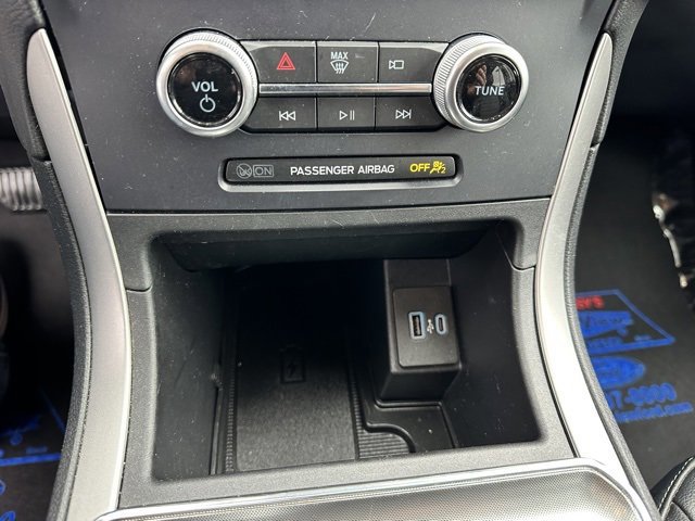 Certified 2022 Ford Edge SEL w/ Convenience Package image 17