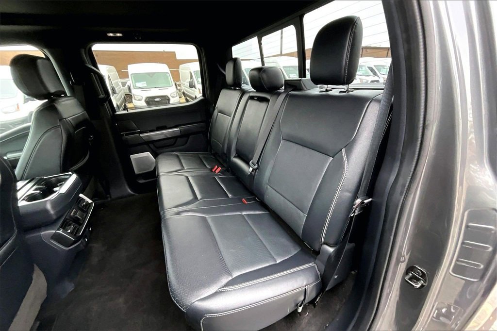 Certified 2022 Ford F150 Lariat w/ Equipment Group 502A High image 25