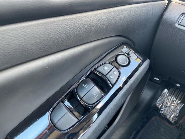Used 2025 Nissan Altima 2.5 SR AWD/4WD image 23