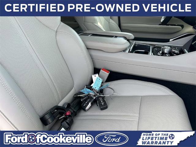 Used 2023 Jeep Wagoneer Series III w/ Preferred Equipment Group image 24