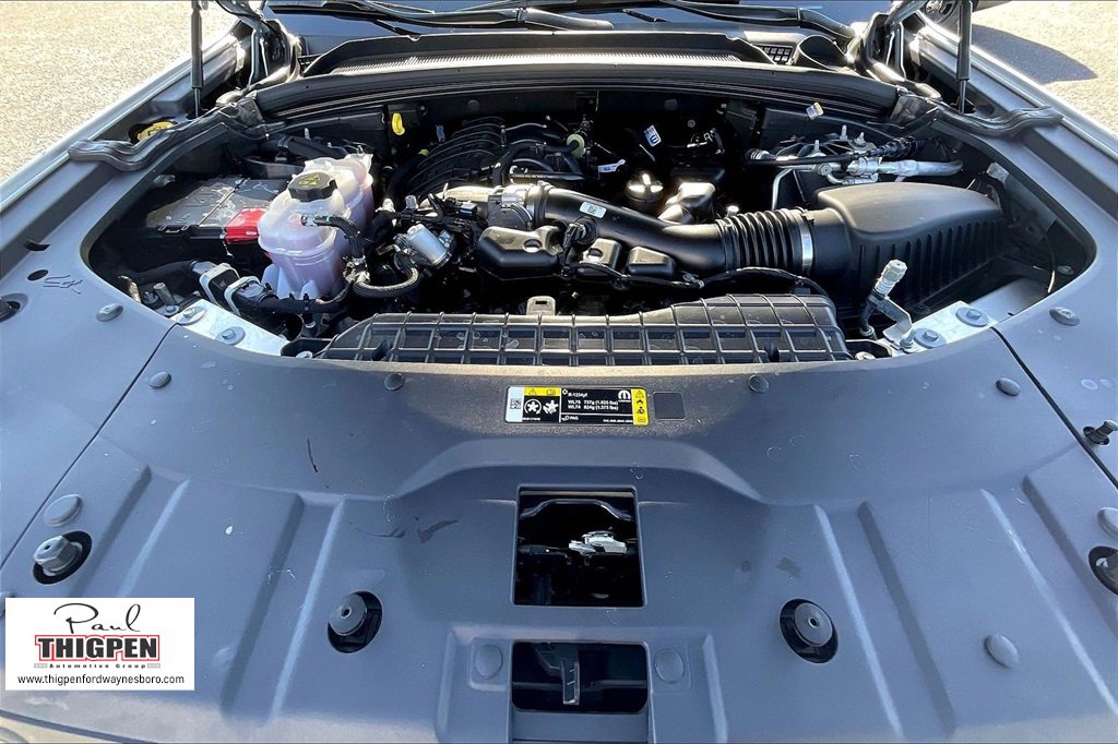 Used 2025 Jeep Grand Cherokee Altitude image 10