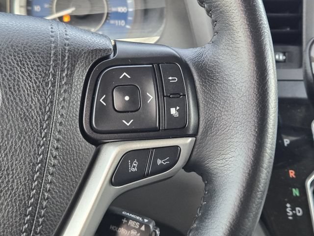 Used 2020 Toyota Sienna XLE w/ XLE Navigation Package FWD image 28