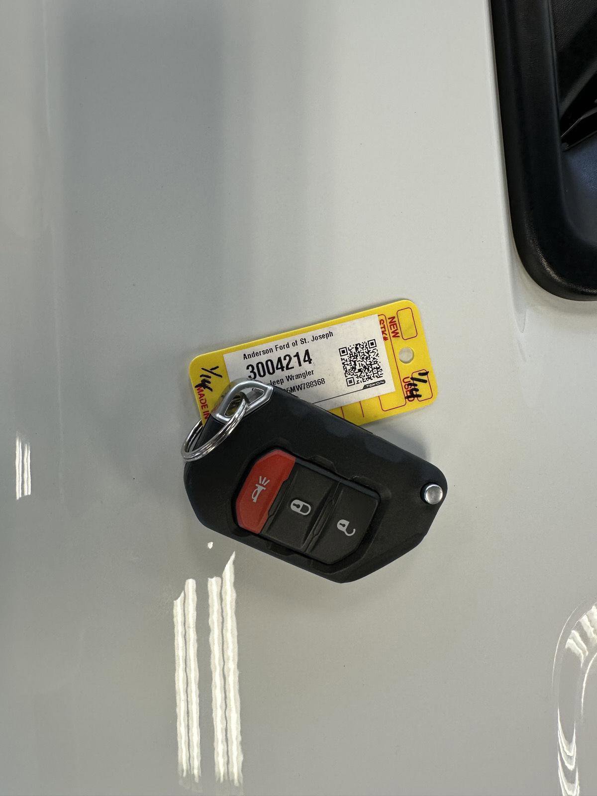 Used 2021 Jeep Wrangler Unlimited Rubicon w/ Safety Group image 38