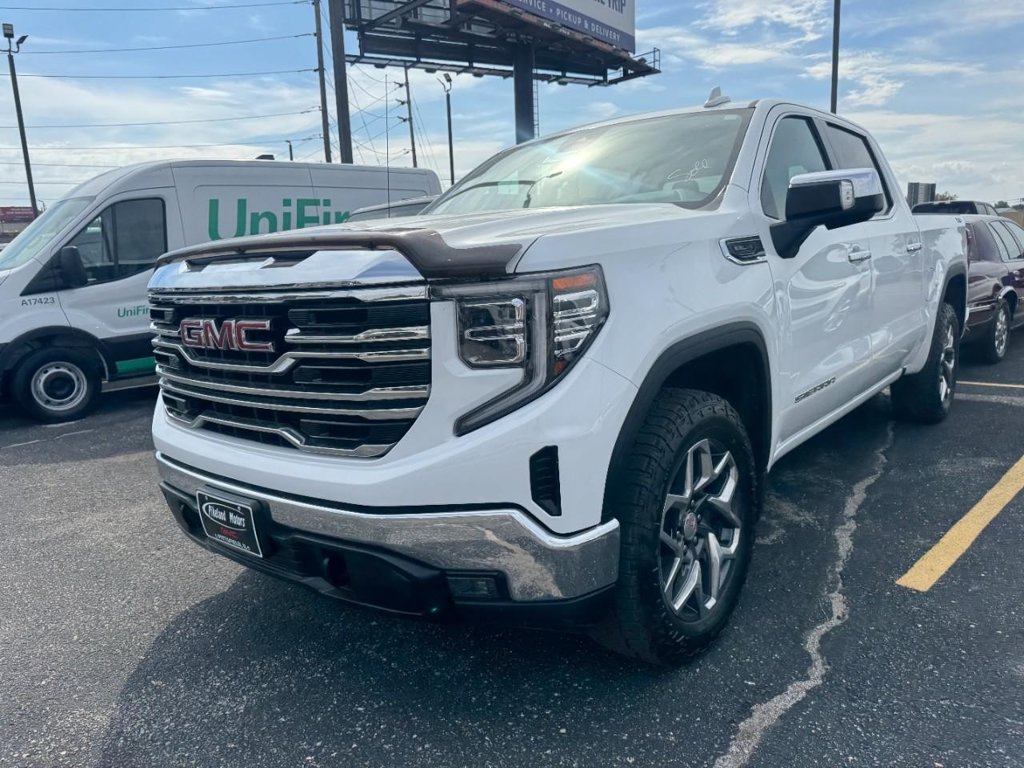 Used 2023 GMC Sierra 1500 SLT w/ SLT Premium Package AWD/4WD image 7