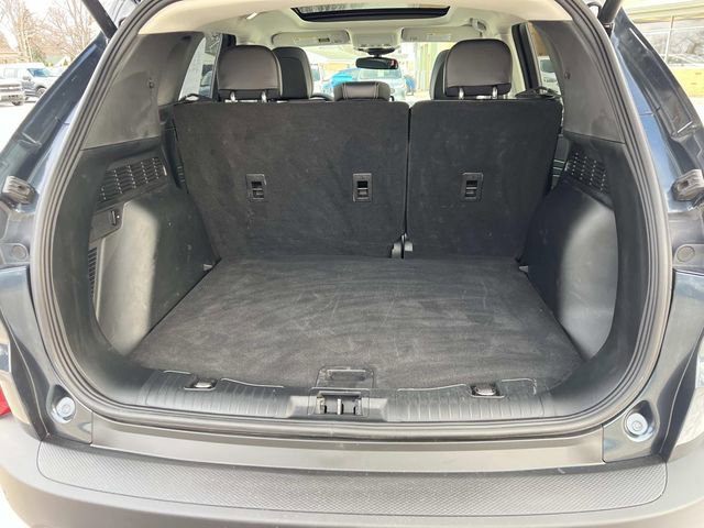 Certified 2022 Ford Escape Titanium w/ Class II Trailer Tow Package image 11