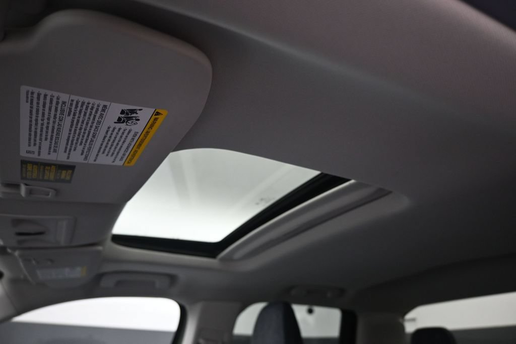 Certified 2025 Ford Maverick XLT FWD image 18