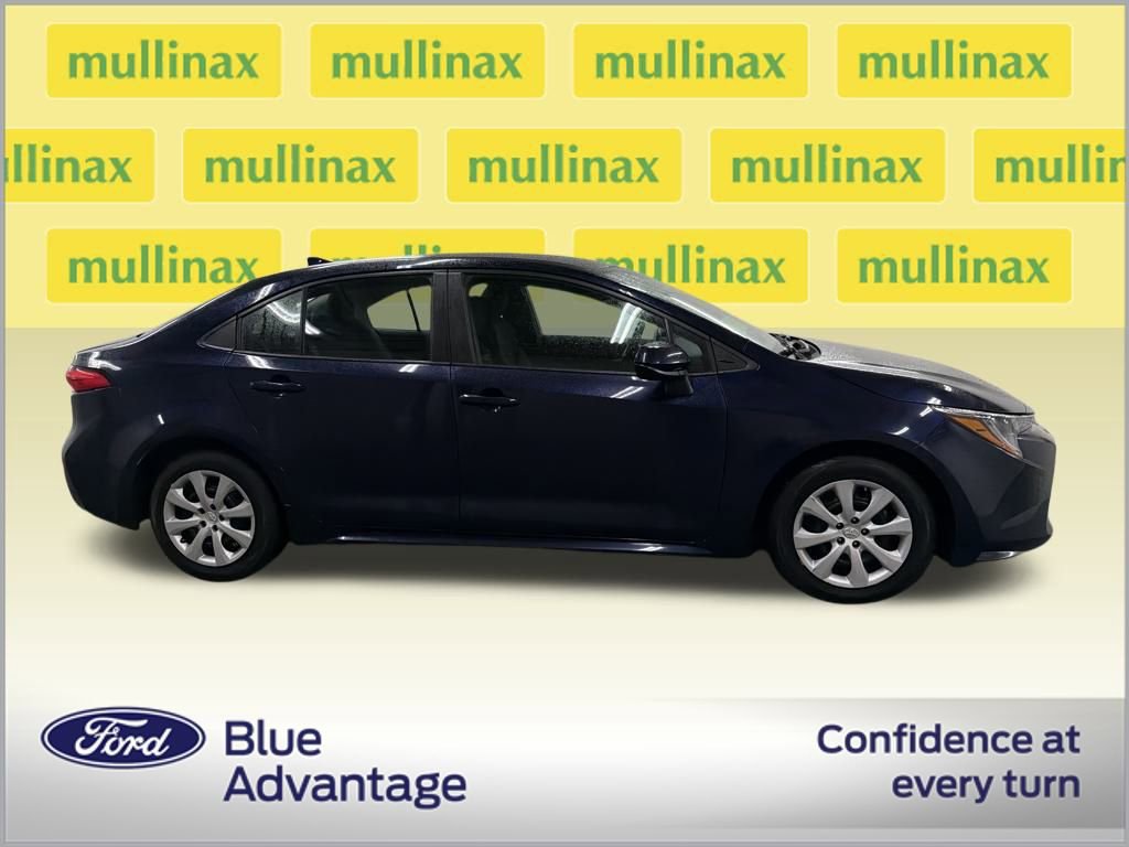 Used 2021 Toyota Corolla LE image 6