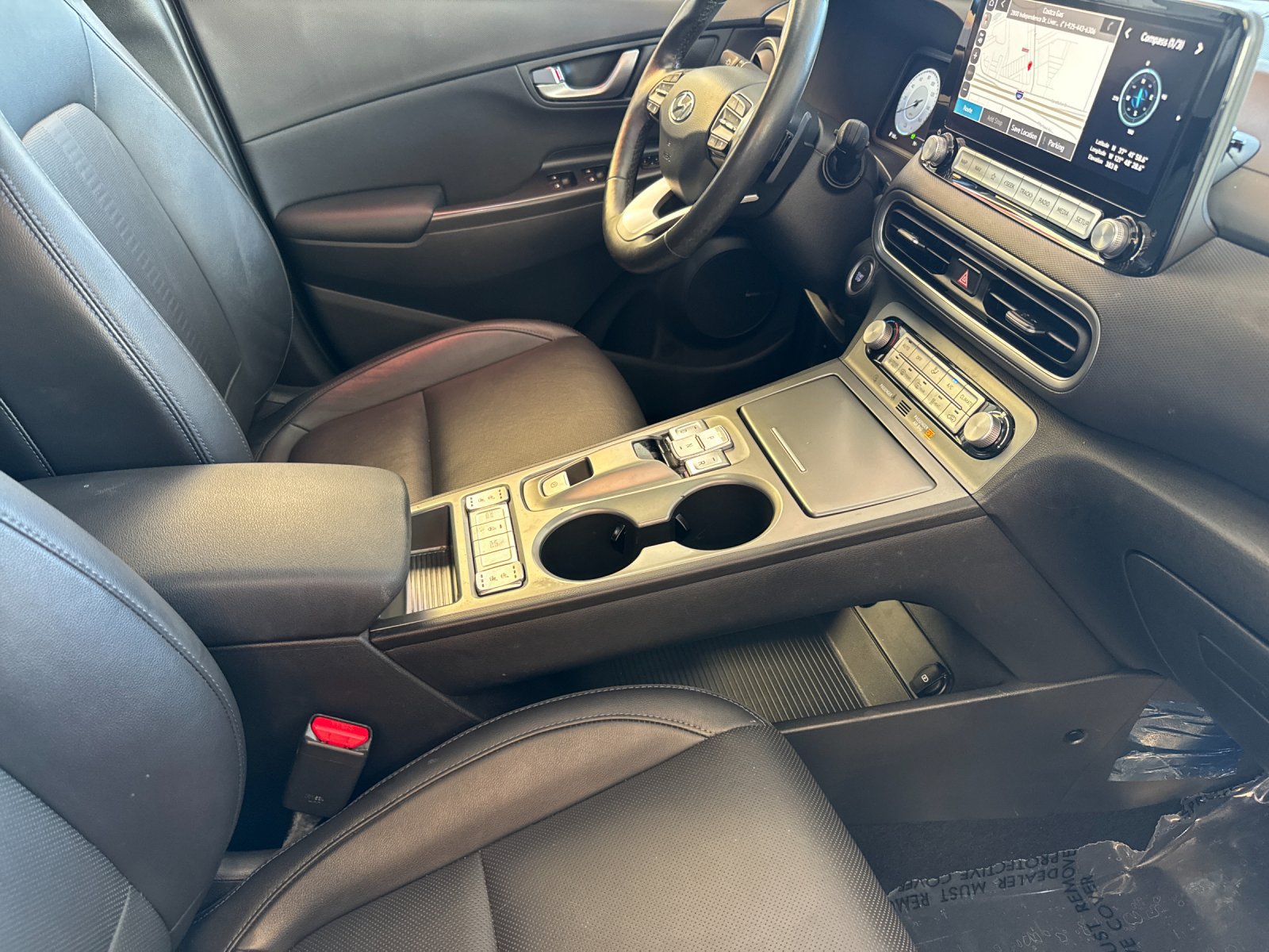 Used 2023 Hyundai Kona Limited FWD image 17