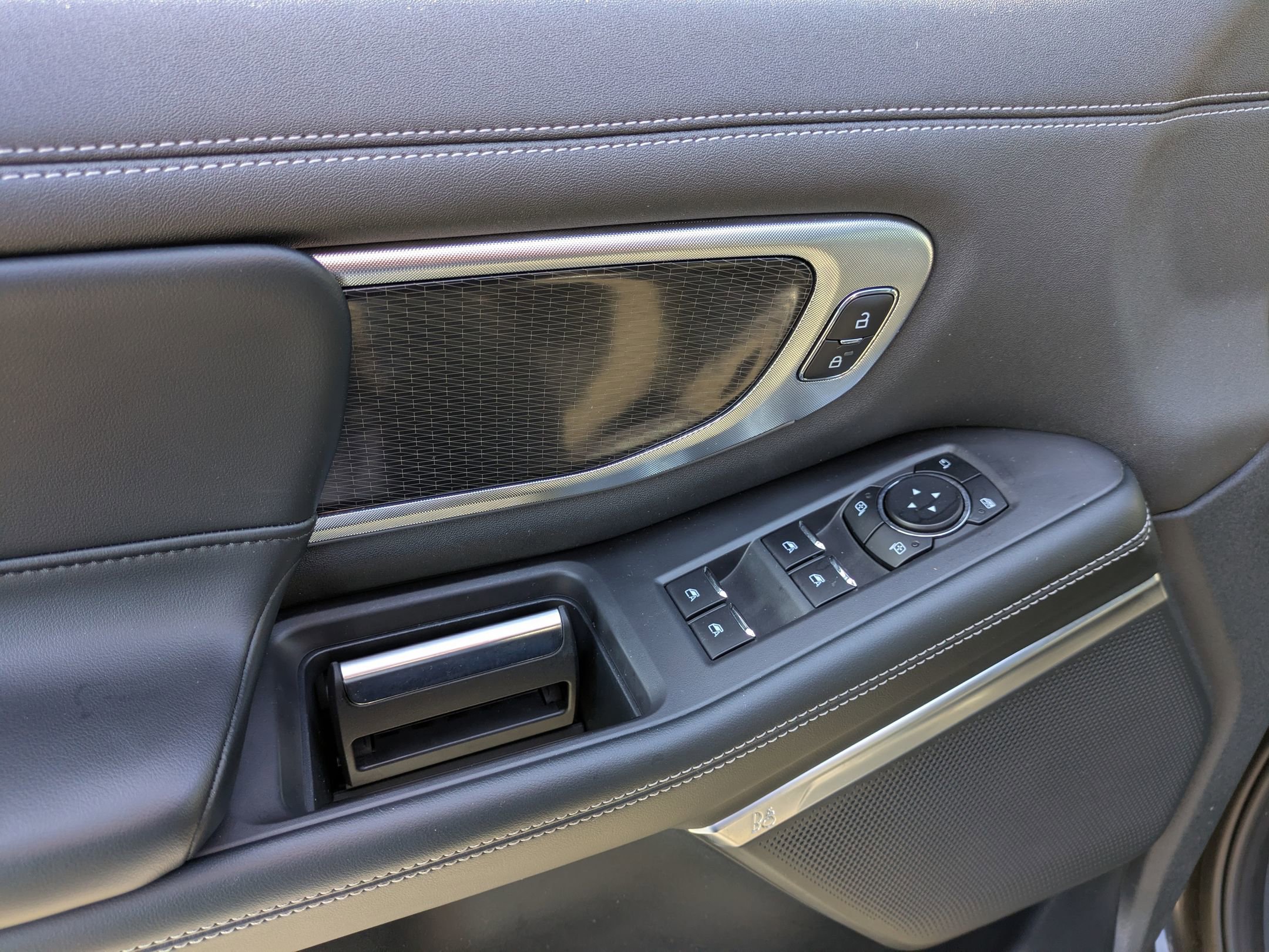 Certified 2025 Ford Expedition Max Platinum w/ Stealth Appearance Package AWD/4WD image 16
