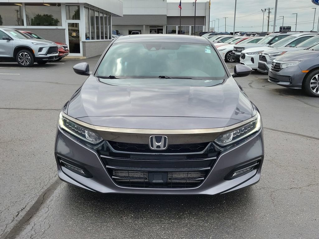Used 2019 Honda Accord Sport image 2