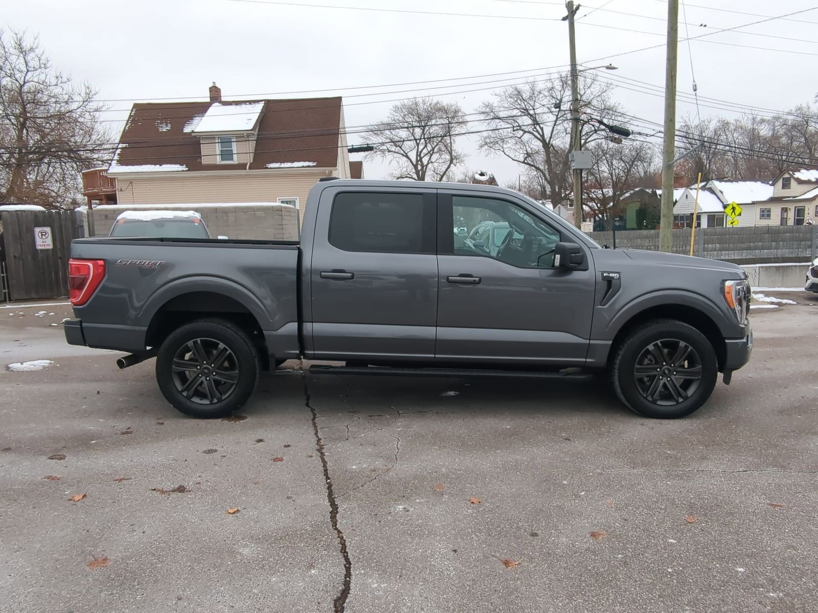 Certified 2022 Ford F150 XLT w/ Equipment Group 302A High image 12