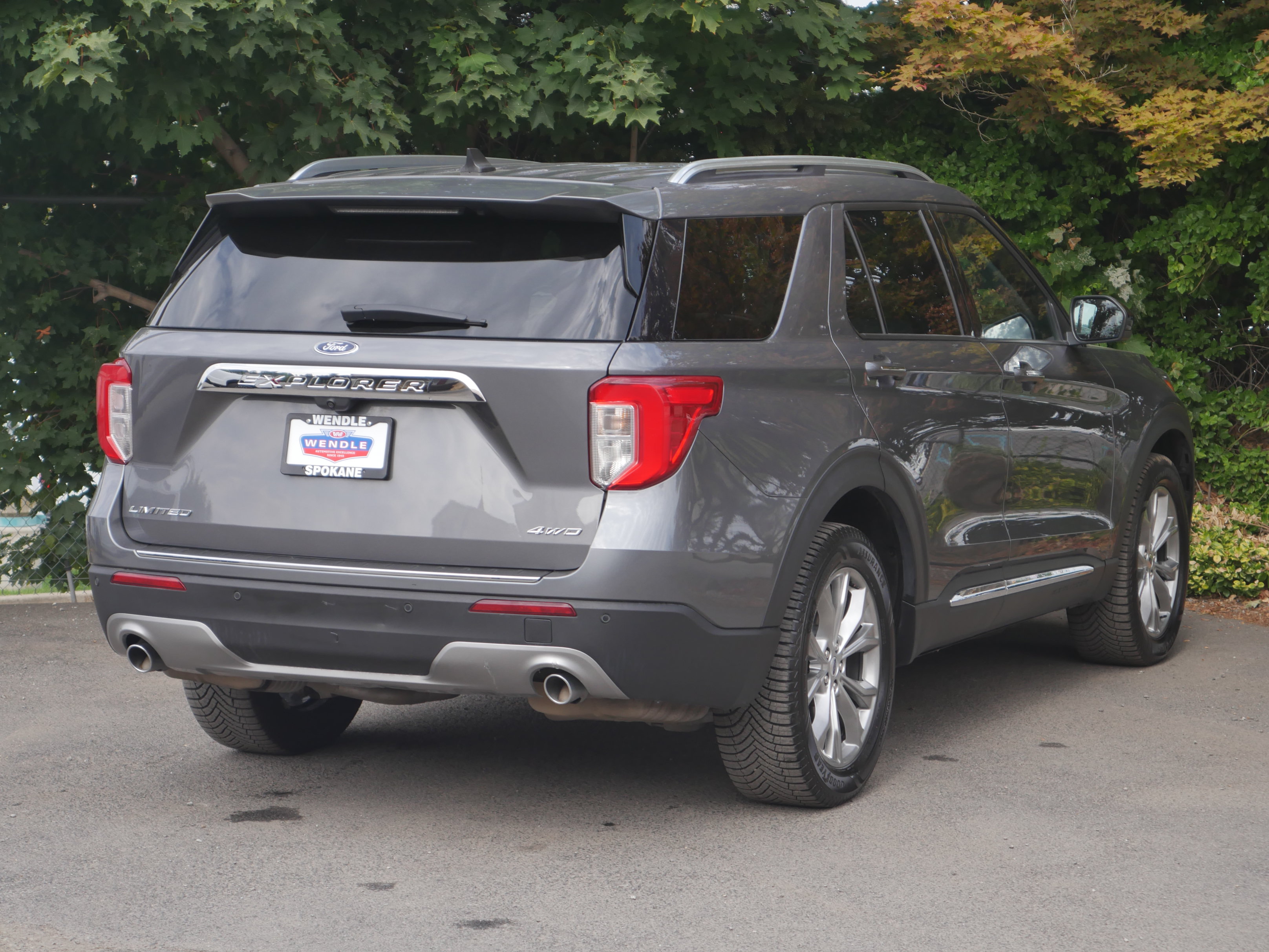 Certified 2024 Ford Explorer Limited AWD/4WD image 27