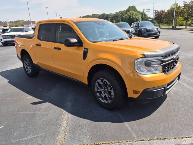 Certified 2022 Ford Maverick XLT FWD image 2