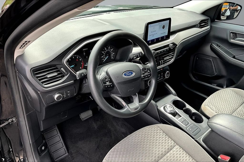 Certified 2022 Ford Escape SE AWD/4WD image 17