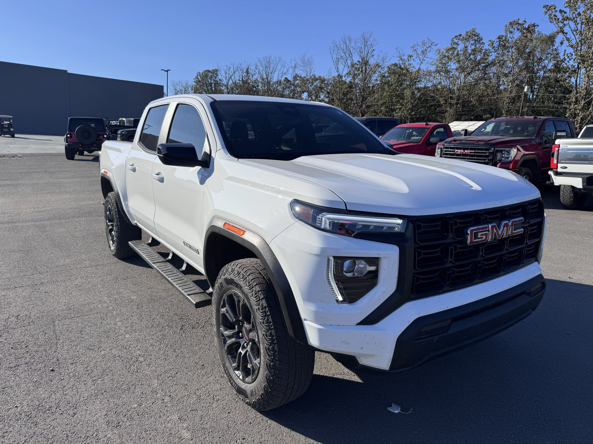 Used 2025 GMC Canyon Elevation RWD image 3
