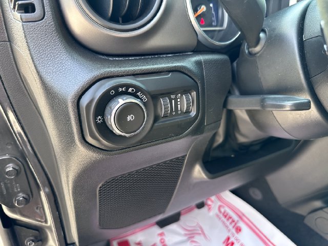 Used 2022 Jeep Wrangler Unlimited Sport AWD/4WD image 13