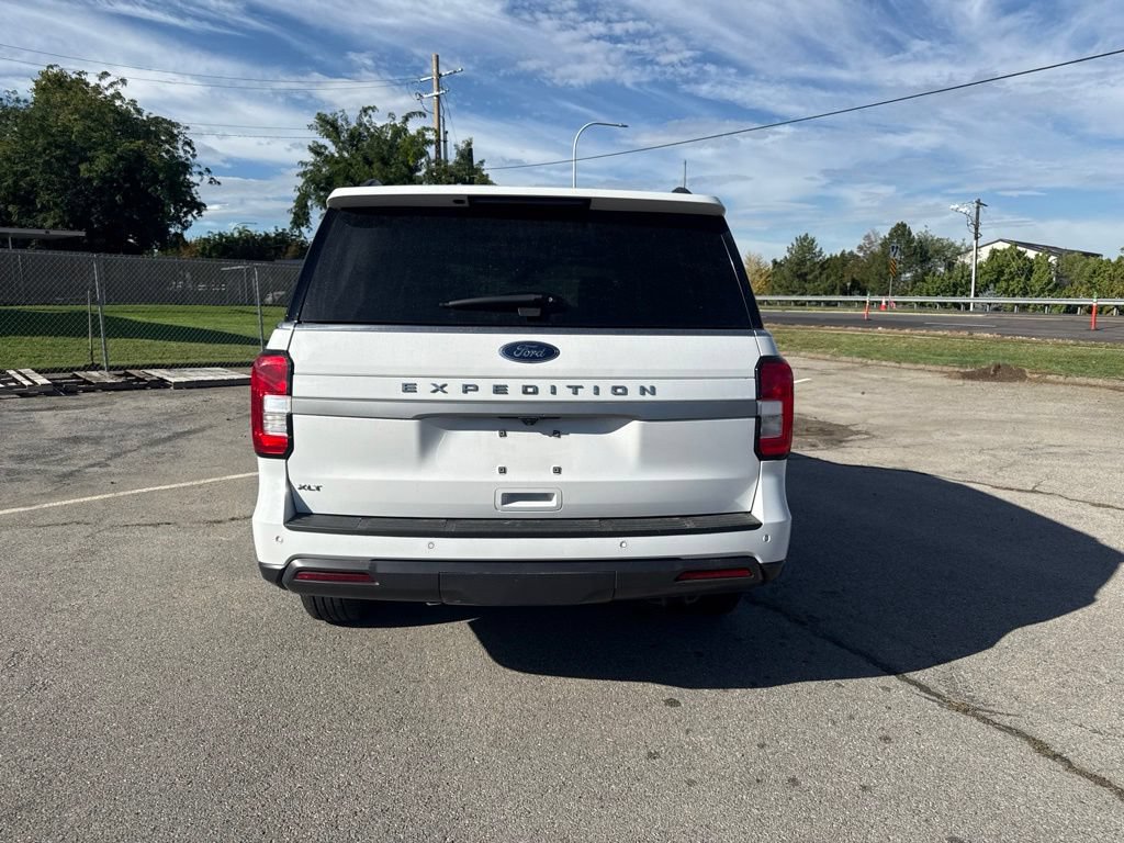 Certified 2024 Ford Expedition XLT AWD/4WD image 9