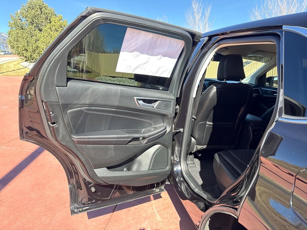 Certified 2024 Ford Edge Titanium AWD/4WD image 18