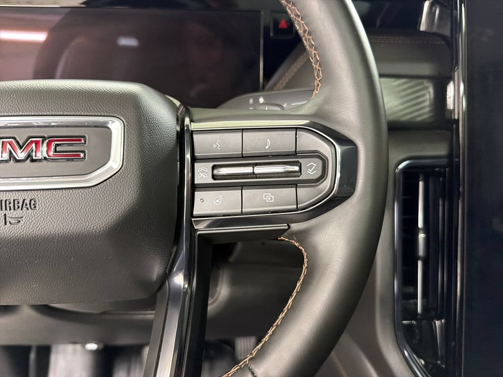 Used 2025 GMC Yukon AT4 w/ AT4 Premium Plus Package AWD/4WD image 22