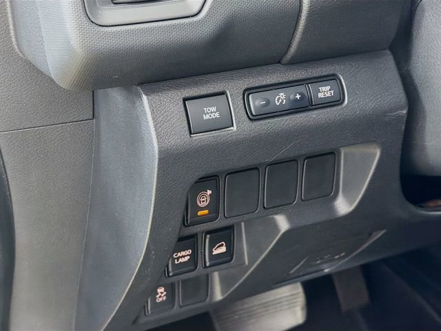 Used 2022 Nissan Frontier S w/ Technology Package image 12