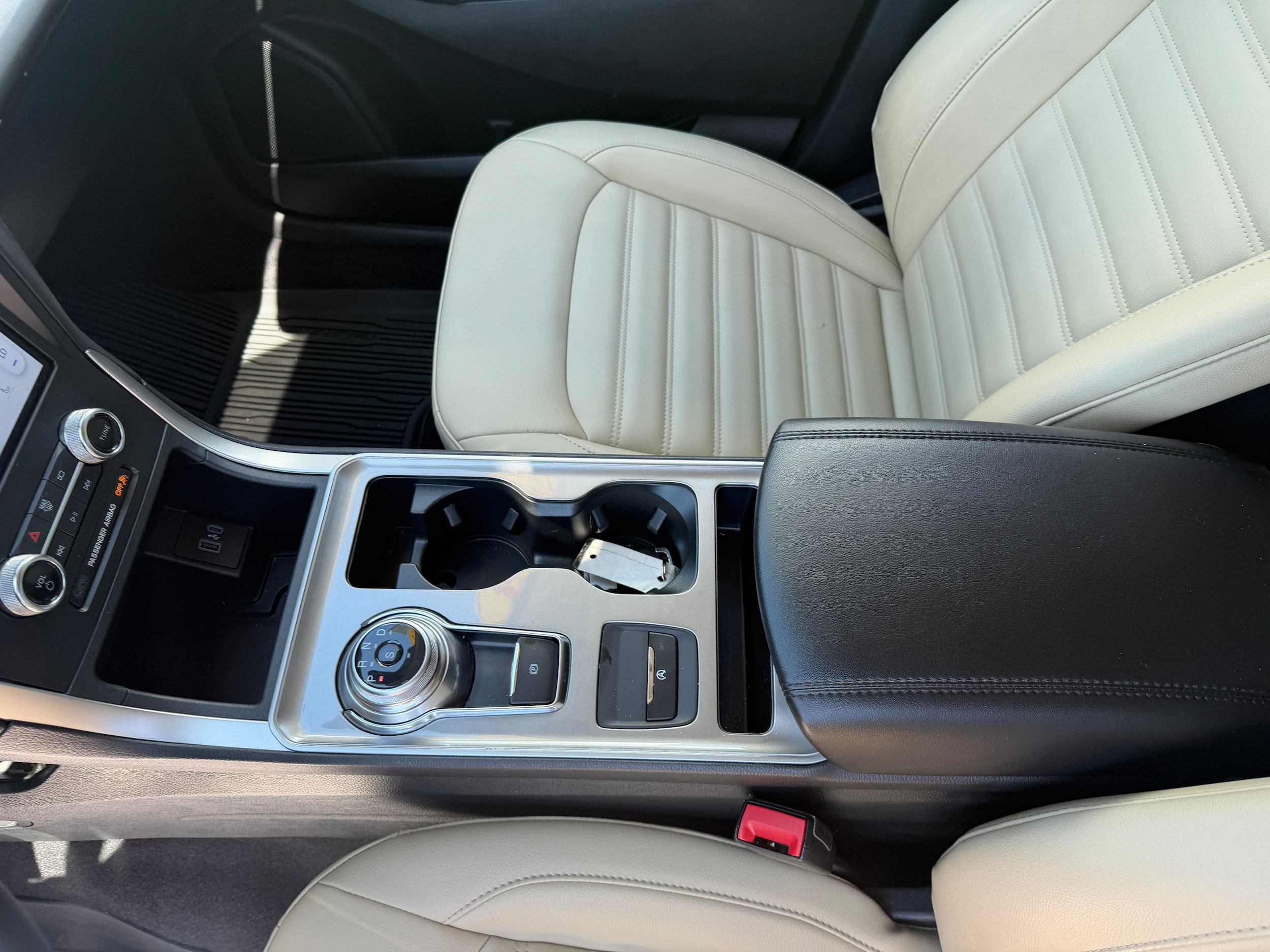 Certified 2024 Ford Edge SEL w/ Convenience Package AWD/4WD image 27