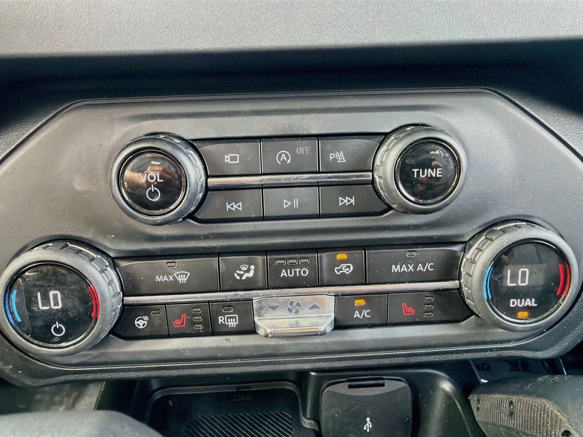 Certified 2025 Ford Bronco Badlands AWD/4WD image 20