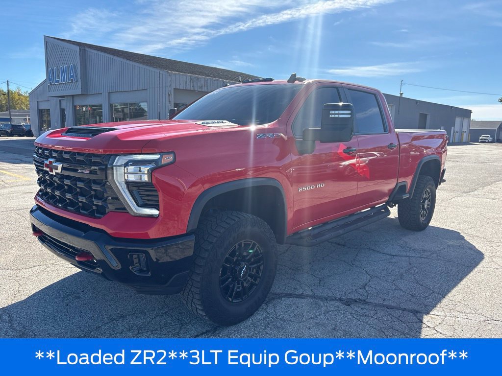 Used 2024 Chevrolet Silverado 2500 ZR2 w/ Snow Plow Prep/Camper Package AWD/4WD image 3