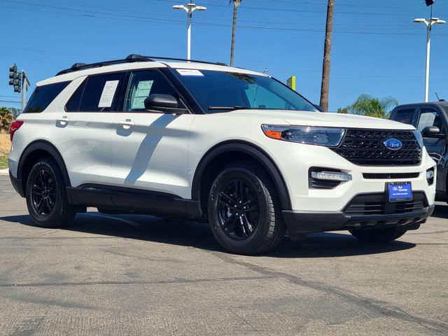 Certified 2020 Ford Explorer XLT w/ Equipment Group 202A RWD image 32