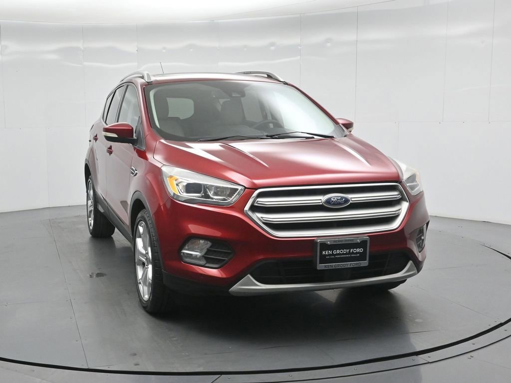 Certified 2019 Ford Escape Titanium image 2
