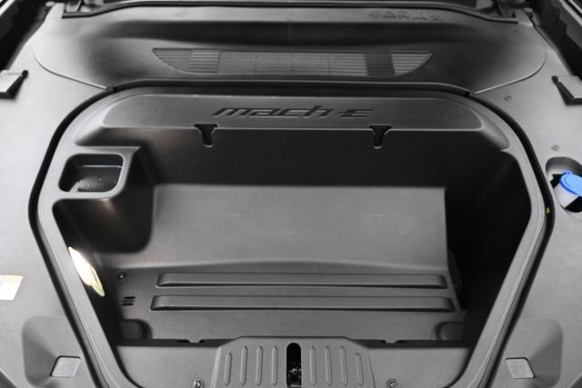 Certified 2025 Ford Mustang Mach-E Premium RWD image 32