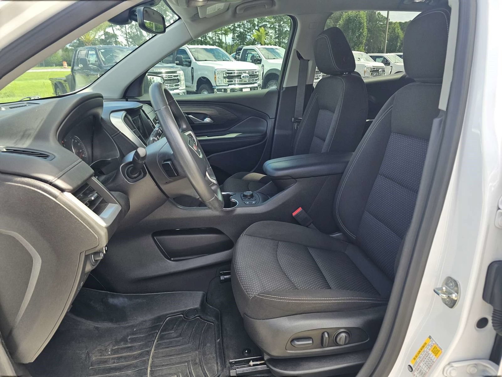 Used 2024 GMC Terrain SLE w/ Driver Convenience Package AWD/4WD image 21