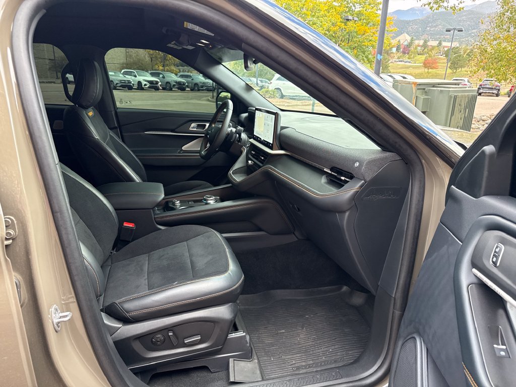 Certified 2026 Ford Explorer ST AWD/4WD image 29
